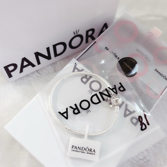 PANDORA Disney Stitch Snake Chain Bracelet (18cm|7.1”) w/box - Picture 9 of 9